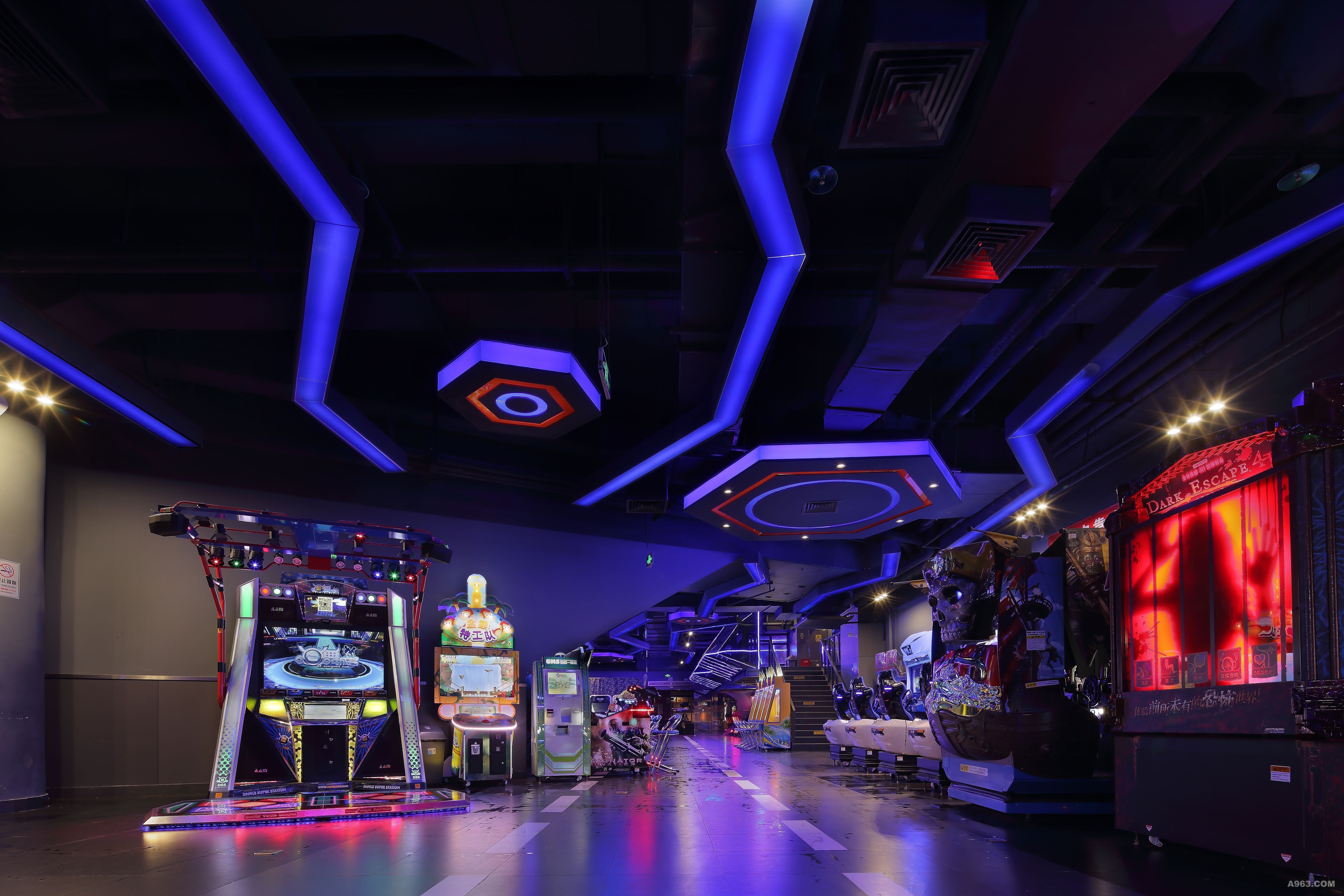 核客飞船-深圳市东门核客电玩城升级店室内设计
